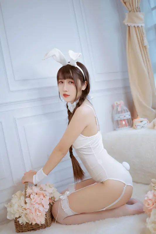 不呆猫 NO.005 白色兔女郎 – 014.webp