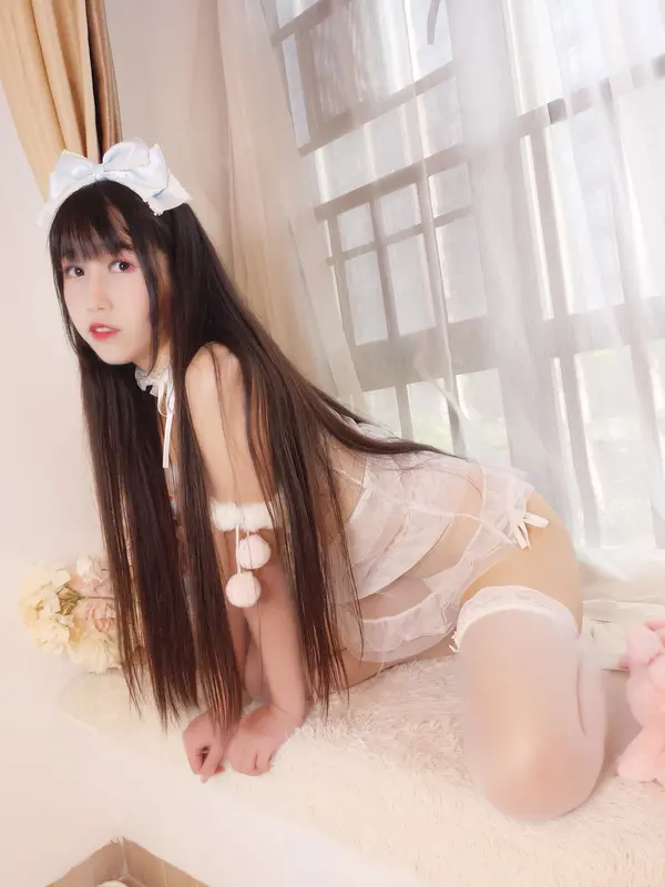 不呆猫 NO.010 自拍 – 010.webp