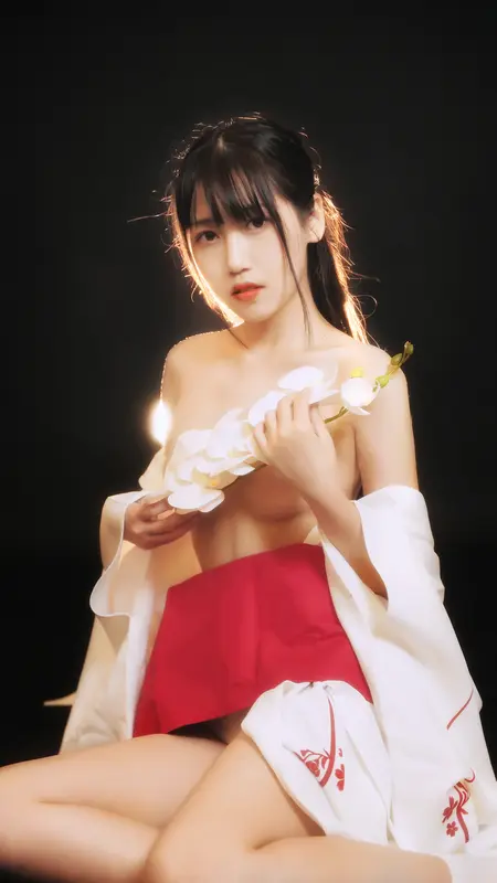 不呆猫 NO.022 和服 – 022.webp