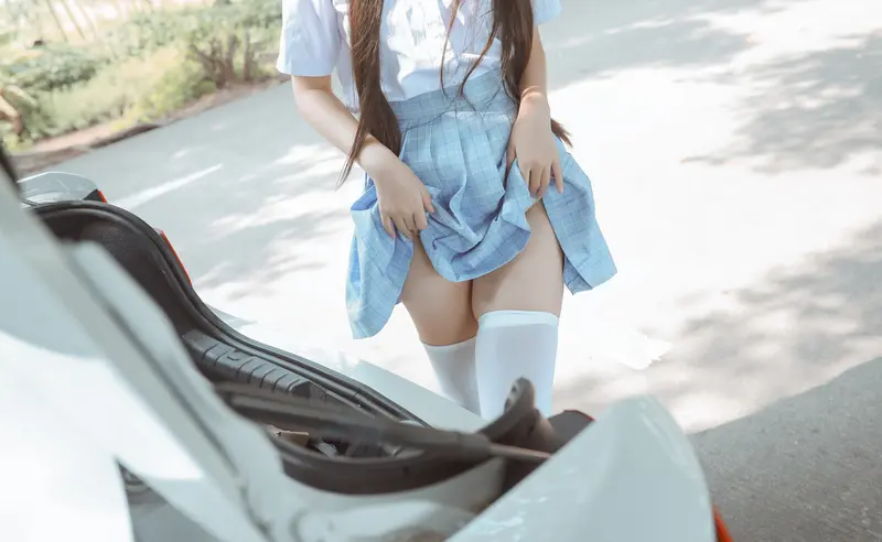 不呆猫 NO.024 白丝过膝袜 – 001.webp