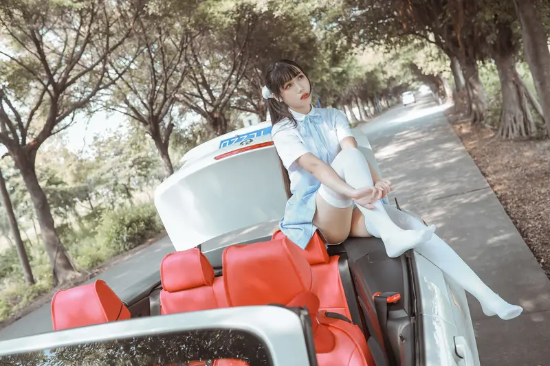 不呆猫 NO.024 白丝过膝袜 – 017.webp