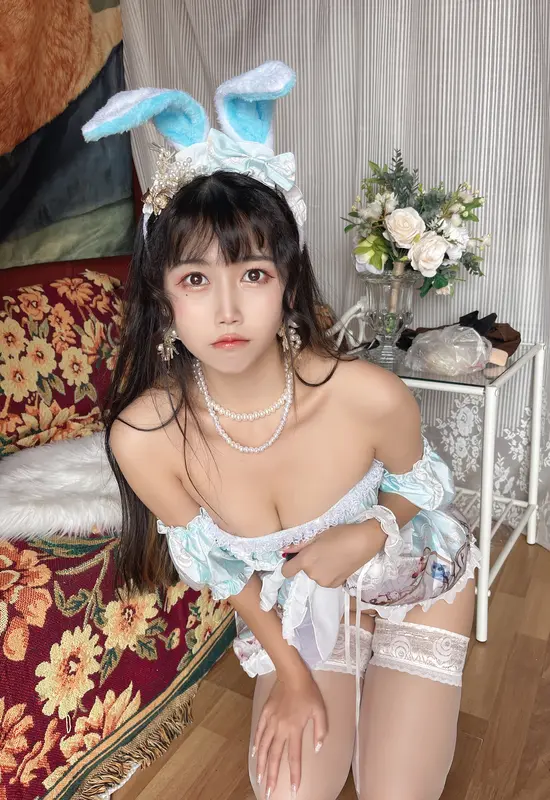 不呆猫 NO.025 兔子女友 – 039.webp