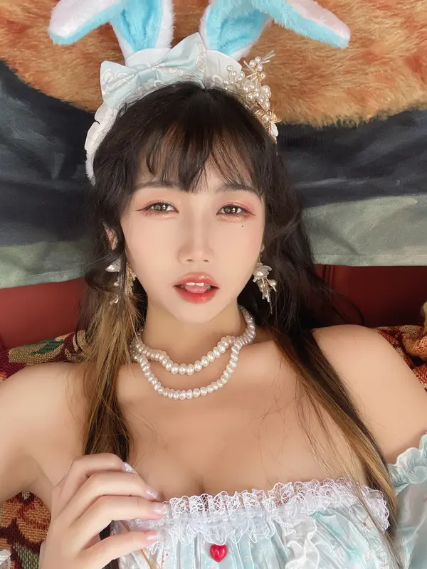 不呆猫 NO.025 兔子女友 – 050.webp