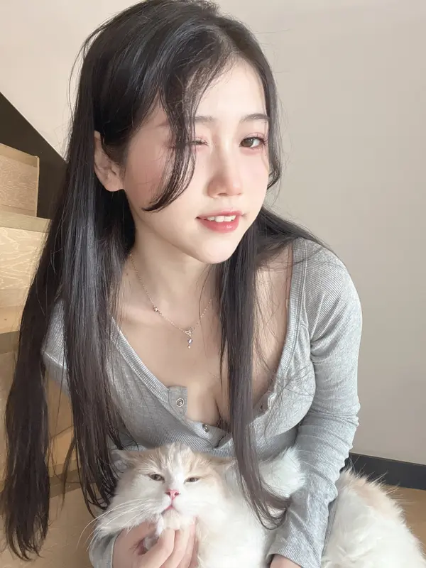 不呆猫 NO.036 居家猫猫女友 – 006.webp