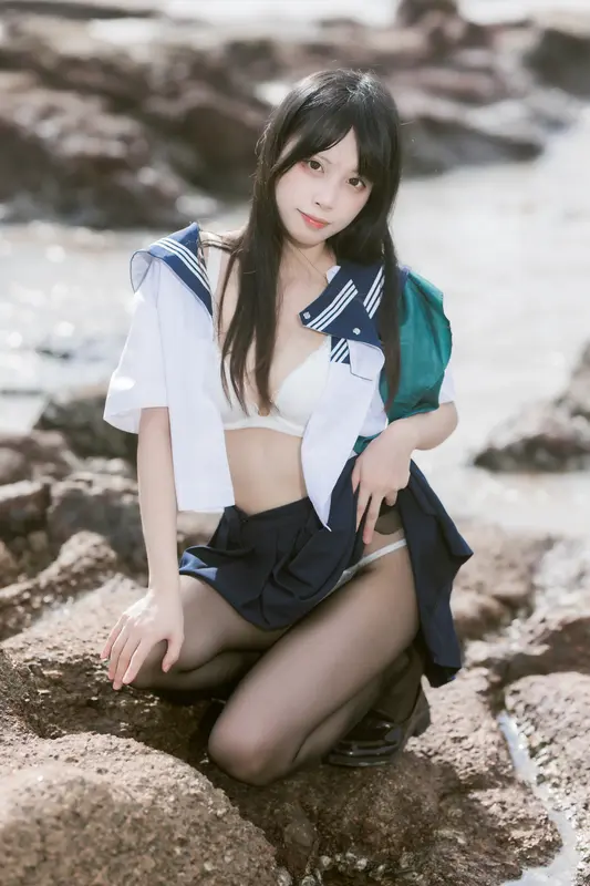 不呆猫 NO.043 &三無人型 水手服百合黑丝 – 038.webp