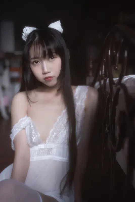 不呆猫 NO.053 白月光 – 015.webp