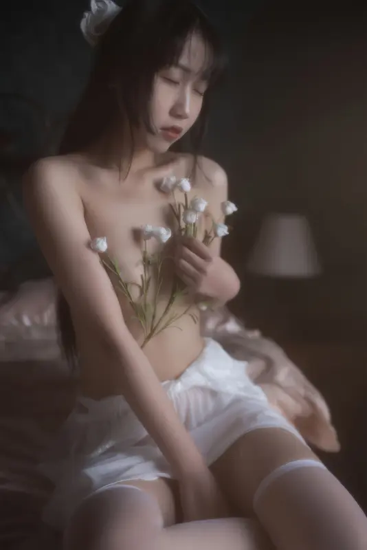 不呆猫 NO.053 白月光 – 048.webp