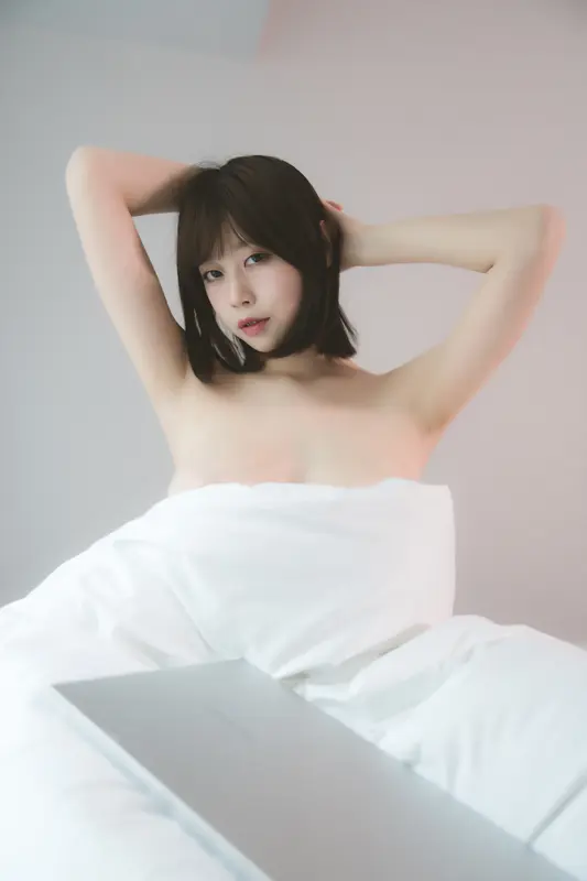 奈汐酱nice NO.027 OL – 017.webp