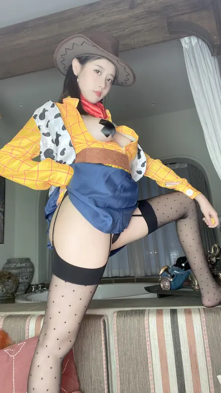 奈汐酱nice NO.043 25号自拍本 胡迪 – 045.webp