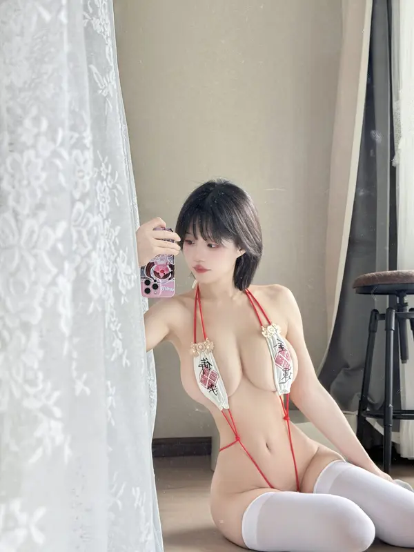千代私语：甜美写真背后的秘密