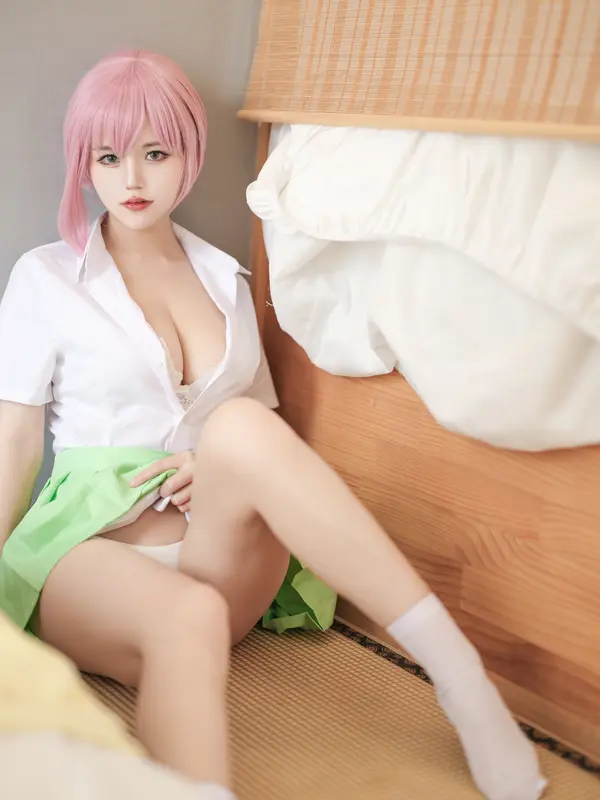 小倉千代：盛夏的性感告白
