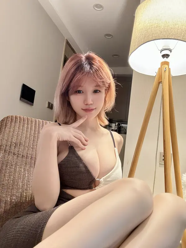 小仓千代w – NO.088 撞色情趣 – 002.webp