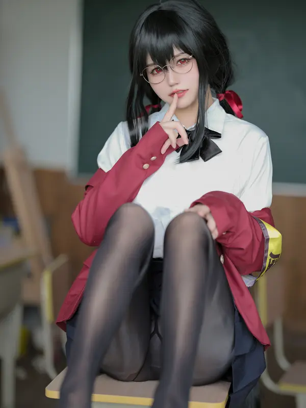 小仓千代w – NO.091 碧蓝航线 大凤JK – 005.webp