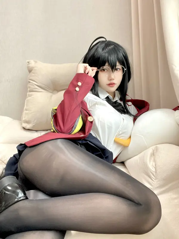 小倉千代：紺碧航線，大鳳的青春演繹
