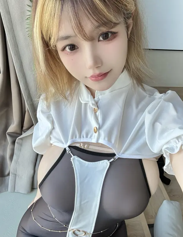 小仓千代w – NO.100 2024年11月fantia 修女 – 001.webp