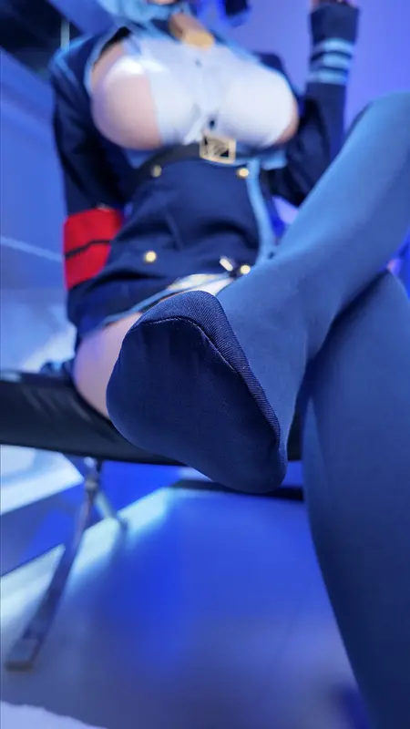 小仓千代w – NO.104 蔚蓝档案 天雨亚子 风纪 – 016.webp