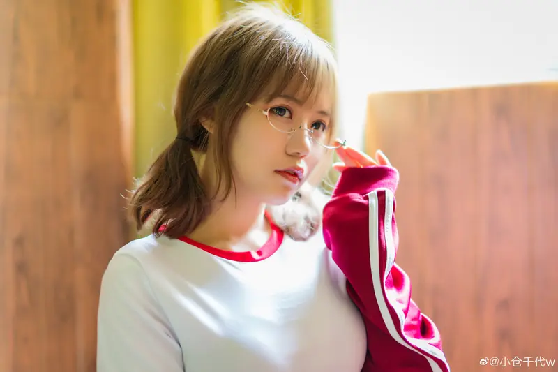 小仓千代w 微博图 运动服 – 001.webp