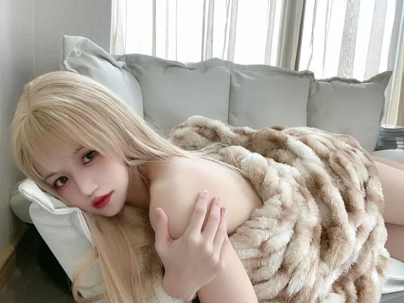 小仓千代w - NO.029 猫毛毯 – 005.webp