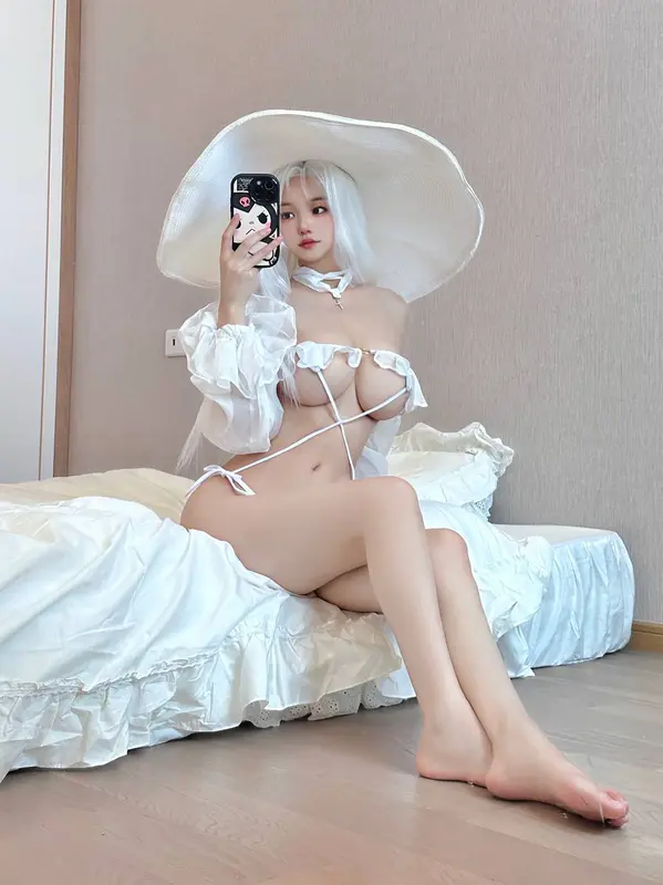 小仓千代w - NO.043 约克城泳装 – 022.webp