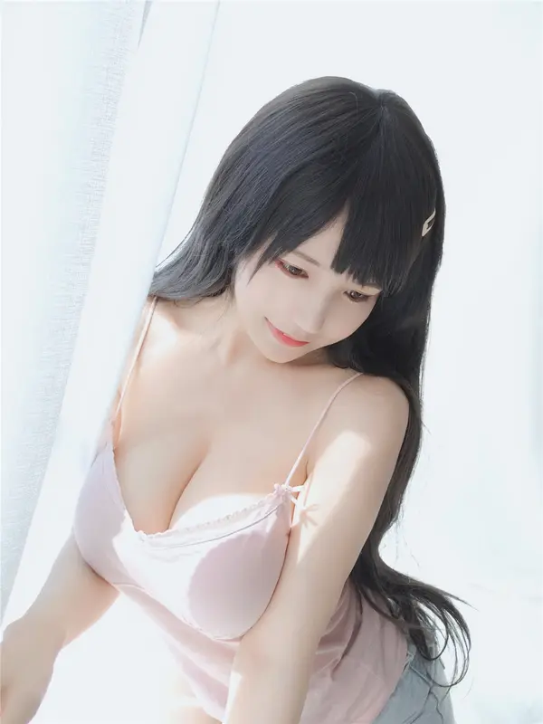 小仓千代w NO.002 粉色吊带 – 007.webp