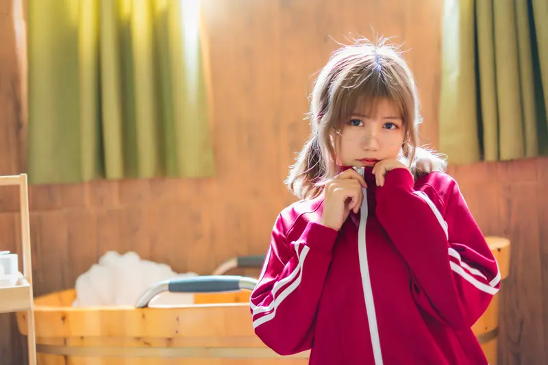 小仓千代w NO.004 红色体操服 – 002.webp