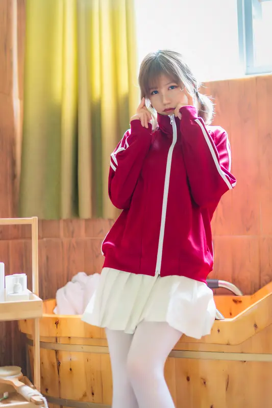 小仓千代w NO.004 红色体操服 – 004.webp