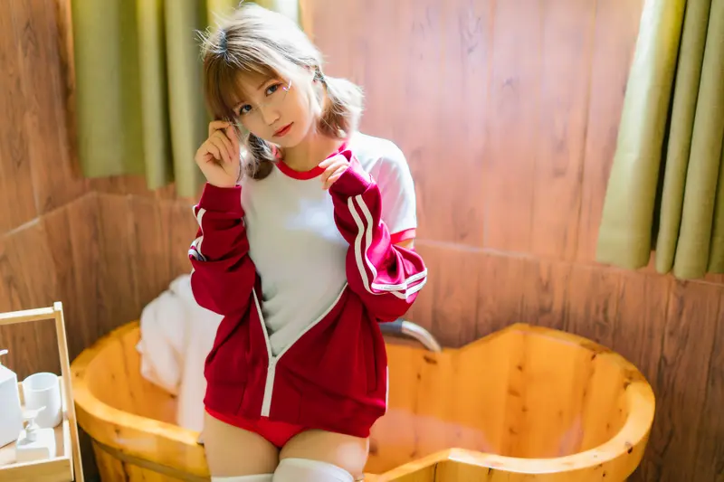 小仓千代w NO.004 红色体操服 – 006.webp