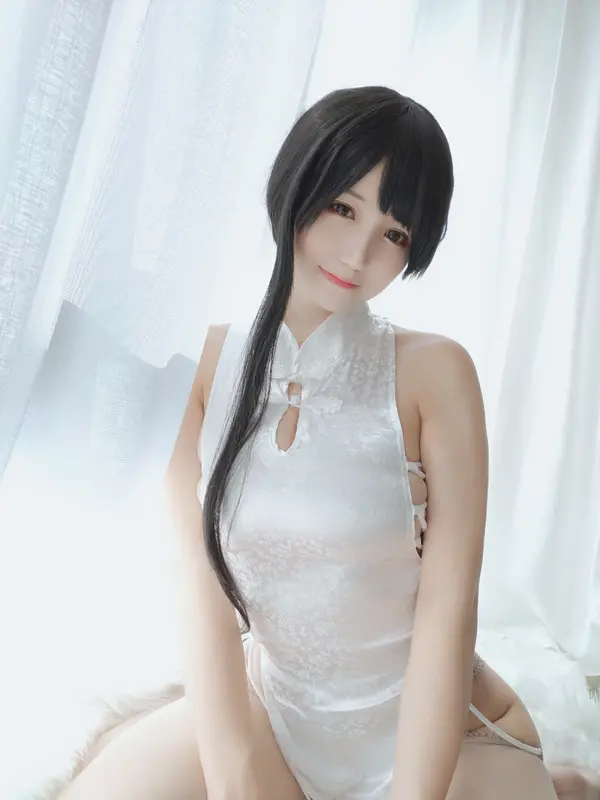 旗袍下的千代：東方韻味與性感魅惑的交織