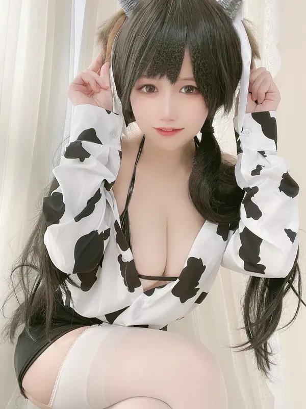 小仓千代w NO.016 奶牛衬衣 – 018.webp