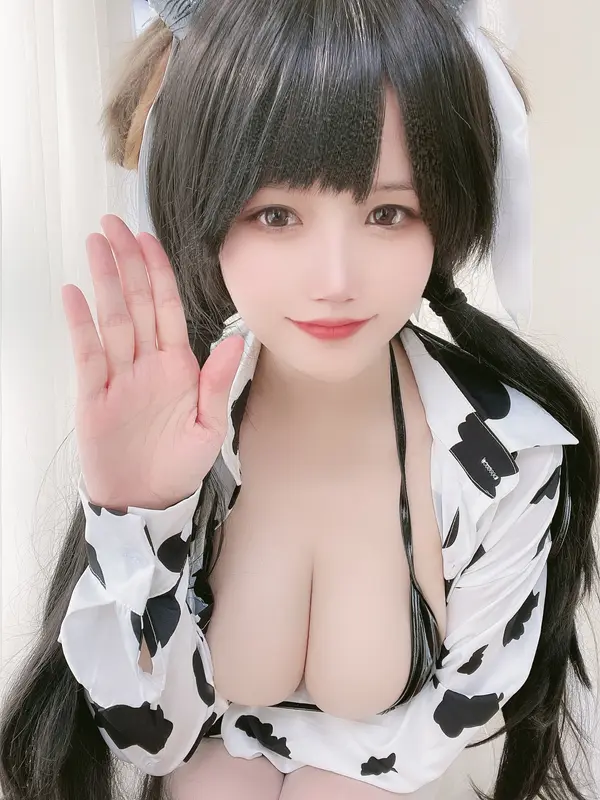 小仓千代w NO.016 奶牛衬衣 – 024.webp