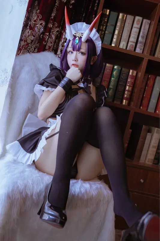 Hinako: Intoxicating Maid