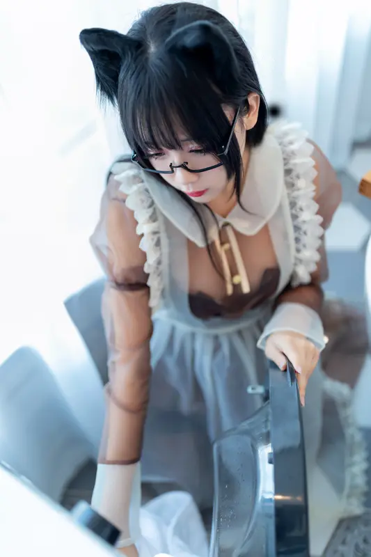 日奈娇 NO.008 透明女仆 – 021.webp