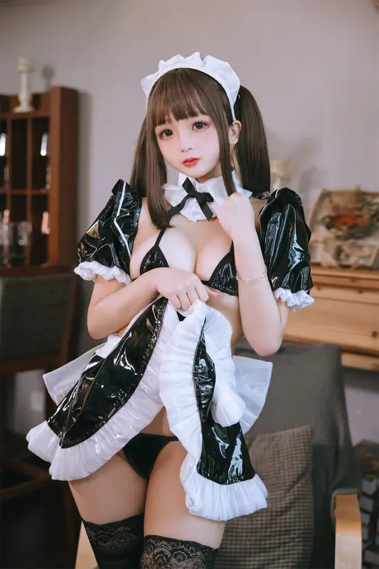 日奈娇 NO.061 皮质女仆 – 022.webp