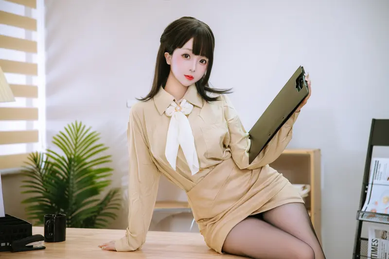 日奈娇 NO.151 秘书 – 001.webp