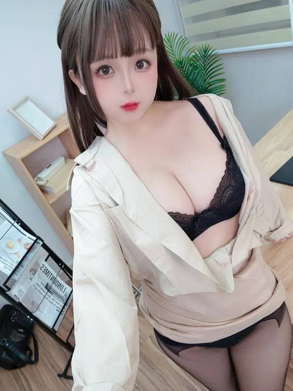 日奈娇 NO.151 秘书 – 118.webp