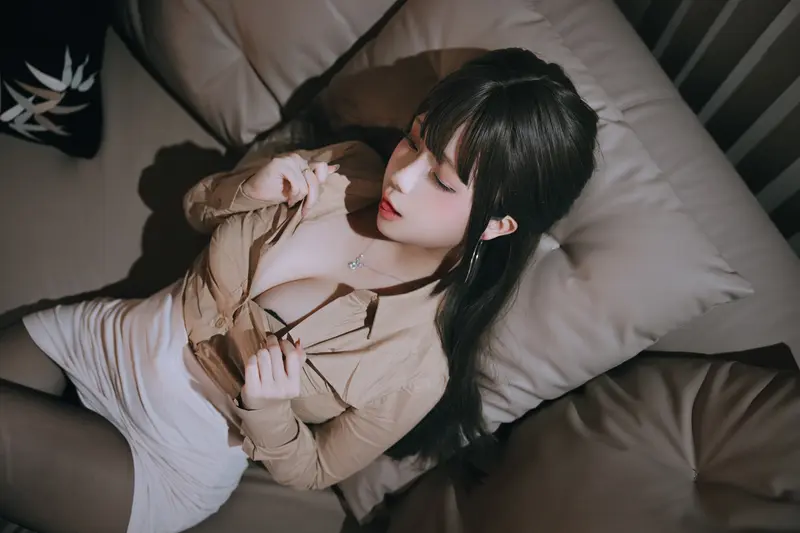 日奈娇 NO.179 喝醉的同事 – 016.webp