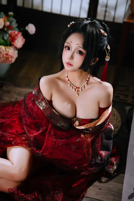 요염한 자태, 전장의 여신으로 강림