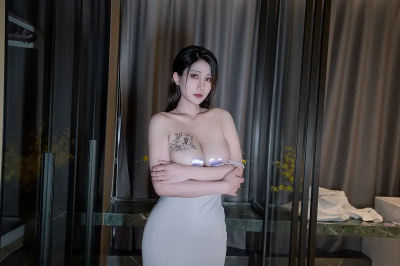 星澜是澜澜叫澜妹呀 NO.026 都市之夜 – 064.webp