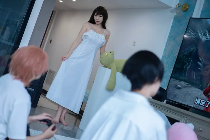 星澜是澜澜叫澜妹呀 NO.027 哥哥的朋友 – 002.webp