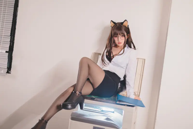 桜井宁宁 NO.039 柴犬秘书 – 021.webp