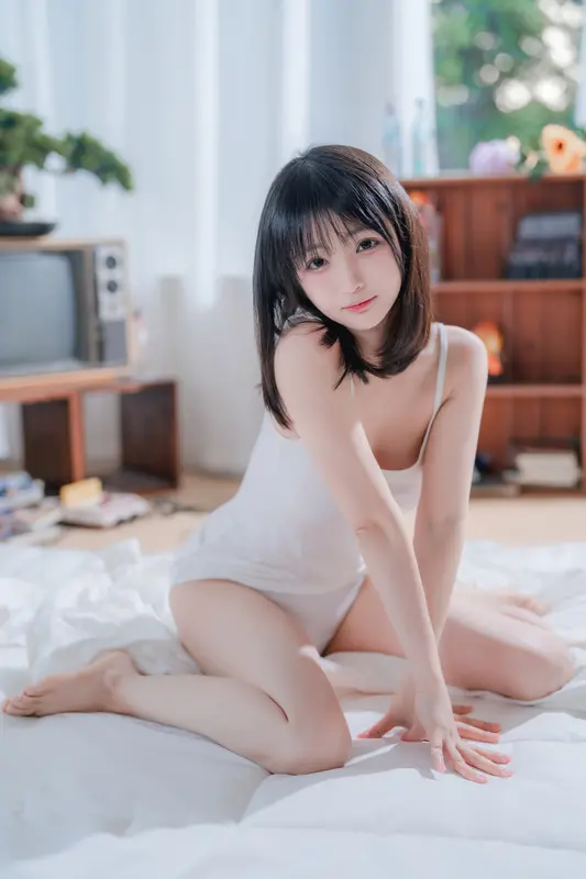 桜井宁宁 NO.048 夏日情事 – 004.webp