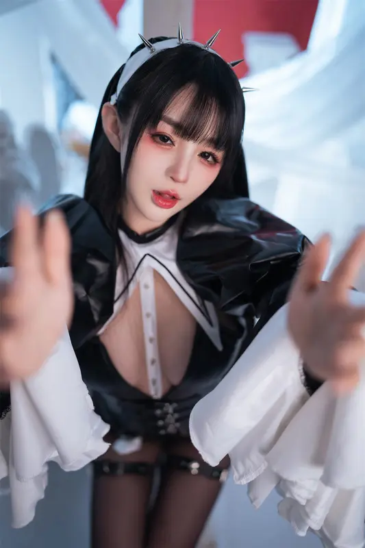 桜井宁宁 NO.080 皮衣修女 – 040.webp