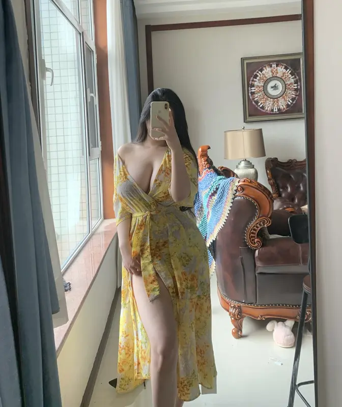 微密 玫玫mm - 黄色战袍 – 002.webp