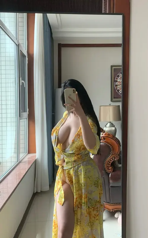 微密 玫玫mm - 黄色战袍 – 004.webp