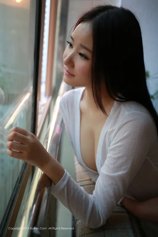 [XIUREN秀人网]2013.09.10 NO.0008 胡琦Seven 私房 – 014.webp