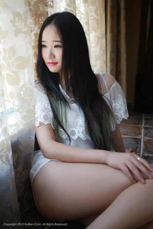 [XIUREN秀人网]2013.09.10 NO.0008 胡琦Seven 私房 – 015.webp