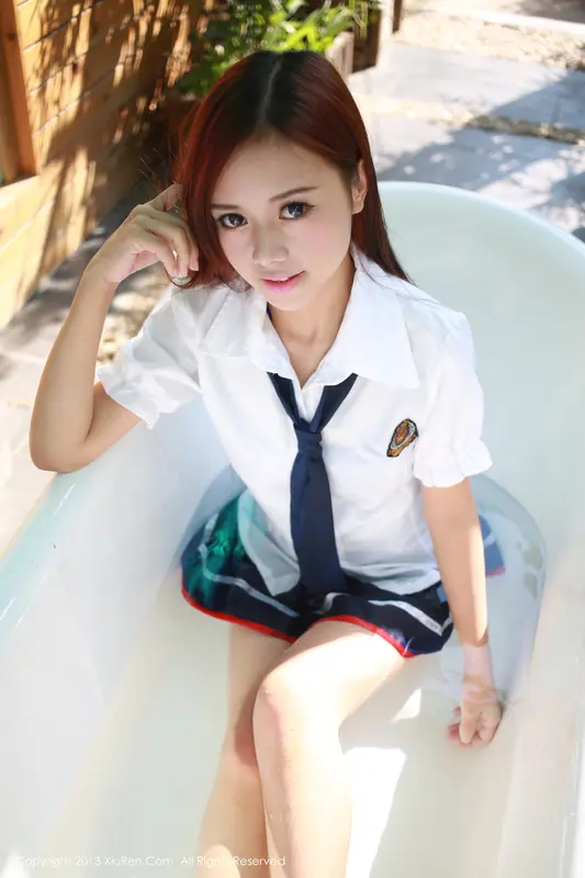 [XIUREN秀人网]2013.09.22 NO.0014 邻家少女羽住0922 – 052.webp