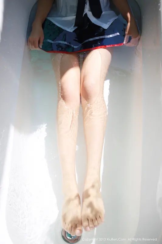 [XIUREN秀人网]2013.09.22 NO.0014 邻家少女羽住0922 – 055.webp