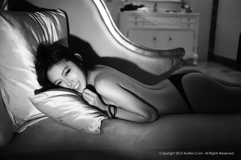 [XIUREN秀人网]2013.10.09 No.026 luvian本能 – 065.webp