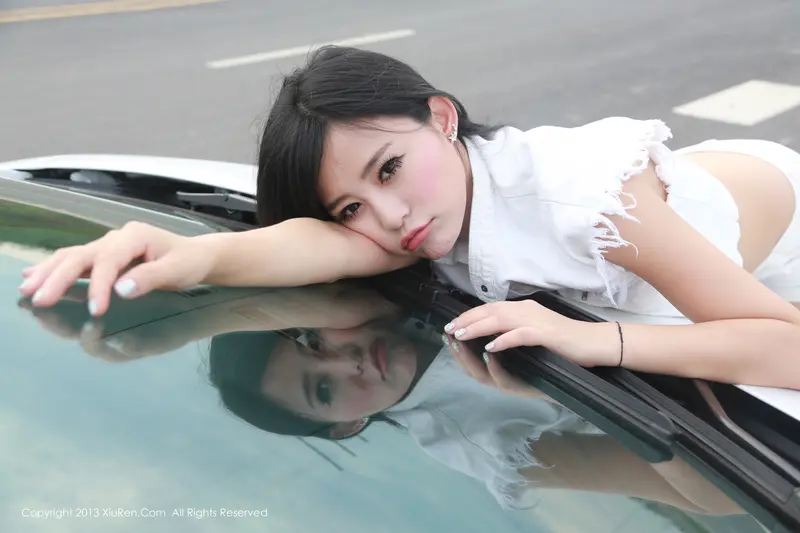 [XIUREN秀人网]2013.10.09 No.027 易欣viya – 012.webp